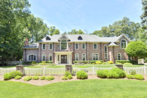 316 Indian Trail Drive, Franklin Lakes, New Jersey